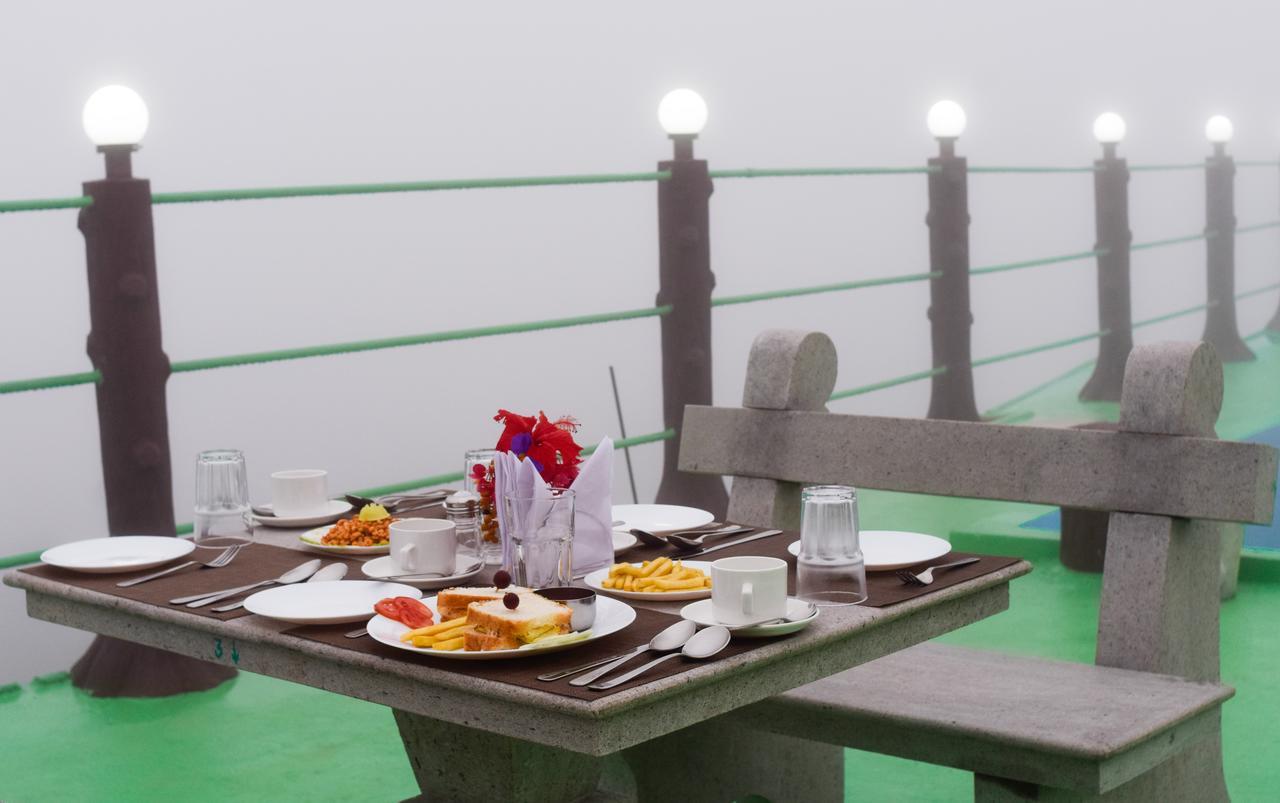 فندق Pīrmedفي  Misty Hill المظهر الخارجي الصورة
